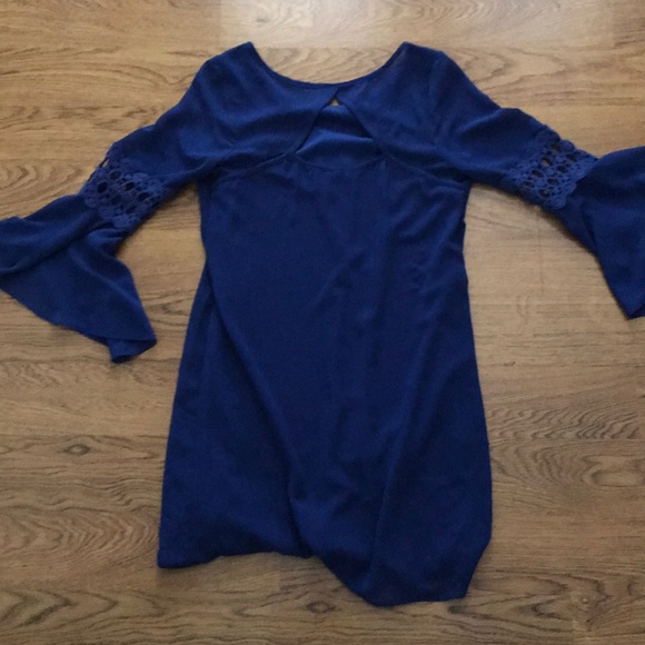 Dress - Picture 3 of 4